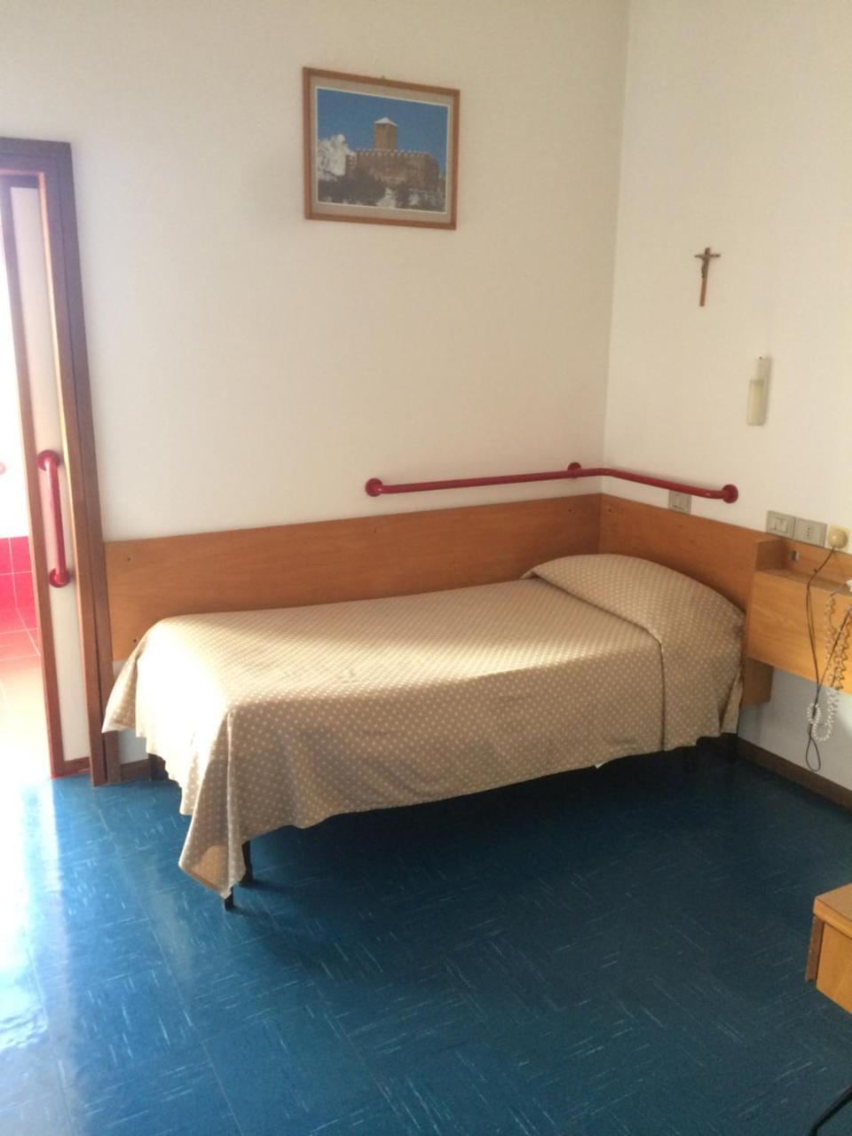 Hotel Casa Per Ferie Al Centro Belluno Zewnętrze zdjęcie