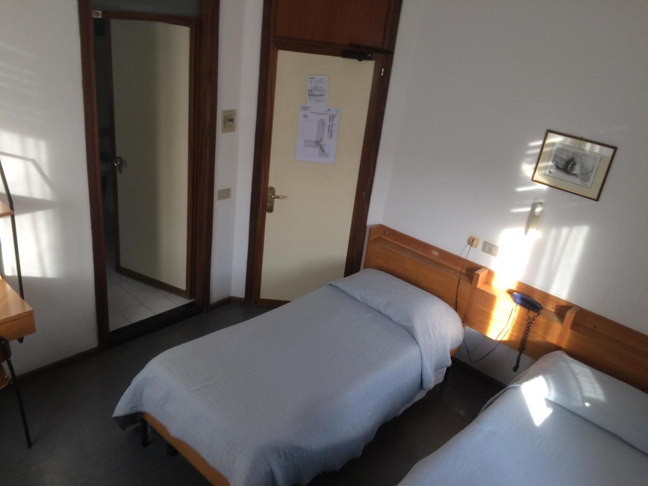 Hotel Casa Per Ferie Al Centro Belluno Zewnętrze zdjęcie